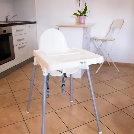 Forfour Apartment
