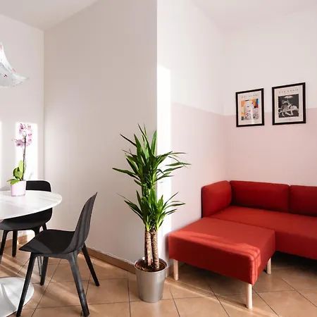 Forfour Apartment